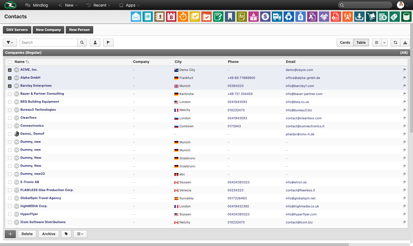 Contacts list in table view with three rows selected and the Tagging button visible in the toolbar