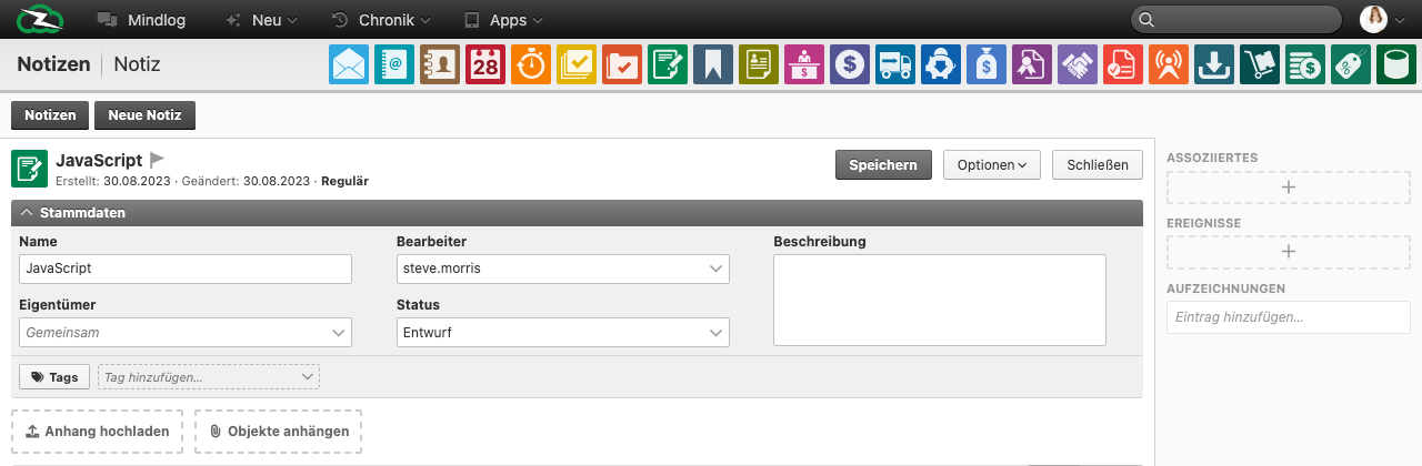 Status-Dropdown mit allen verfügbaren Zuständen: Entwurf, Feedback erforderlich, In Überarbeitung, Genehmigung ausstehend, Endgültig und Veraltet